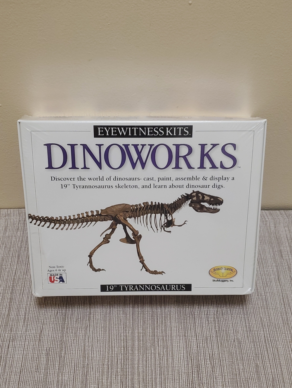 Dinoworks 19" Tyrannosaurus